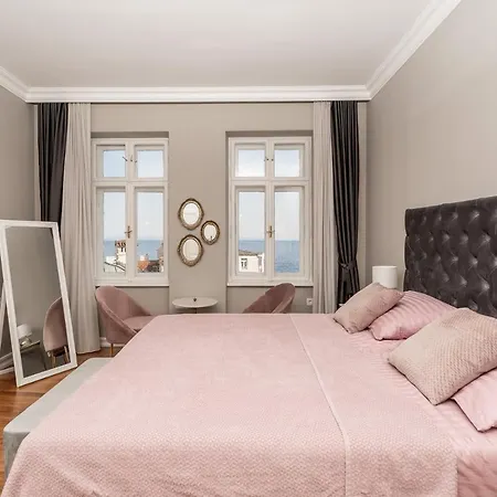 Apartment Luxury Peitho