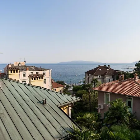 Luxury Peitho * אופטיה