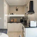 Luxury Peitho *